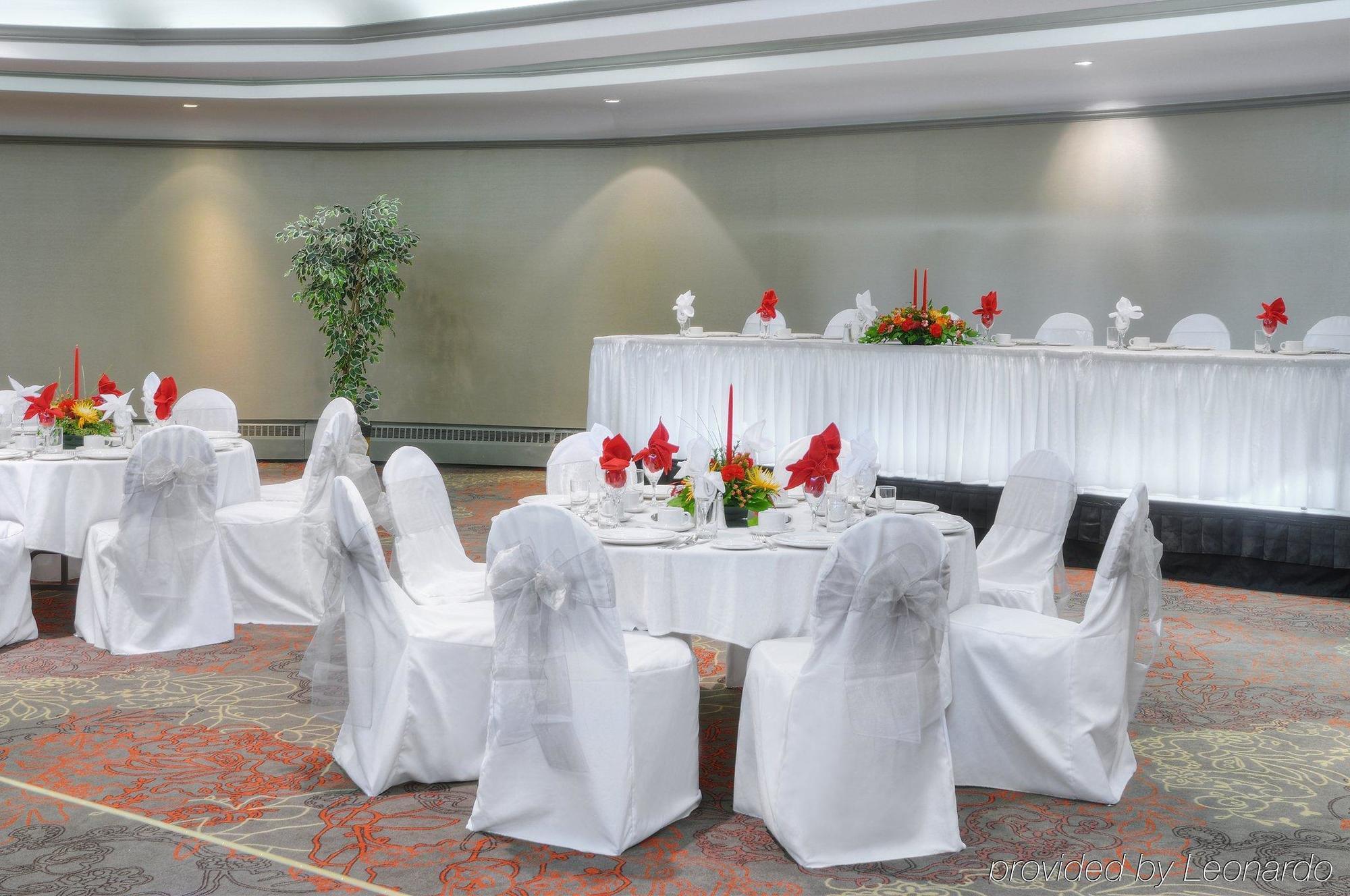Holiday Inn Toronto Airport East By Ihg Съоръжения снимка